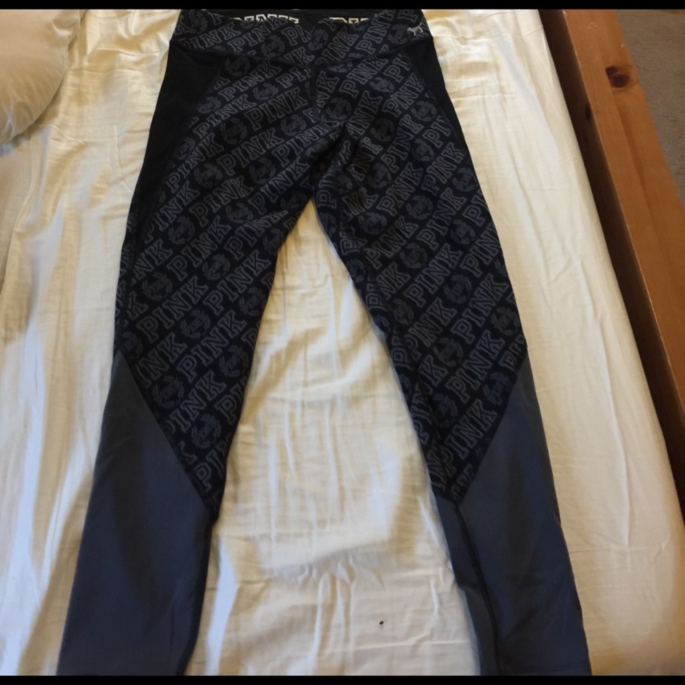 **VS ULTIMATE REVERSIBLE LEGGINGS** worn 2x