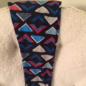 Lularoe OS (One Size) Leggings Triangle Pattern
