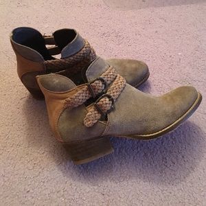 Grey suede boot. Wooden bottom. Size 7.5