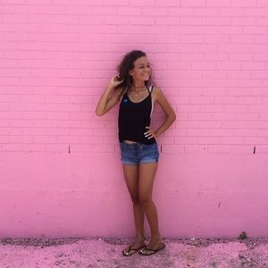 Meet your Posher, Cecilia