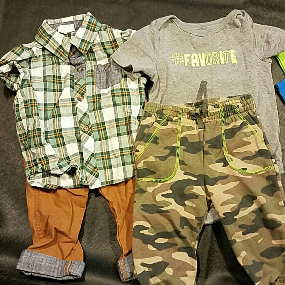 17 piece baby boy lot size 6 to 9 months