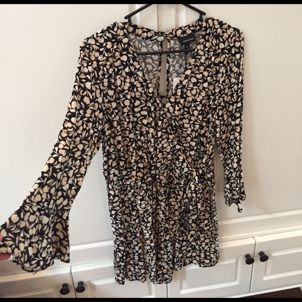 Target - Who What Wear Black &Cream Floral Romper
