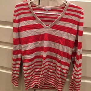 Gap v neck sweater