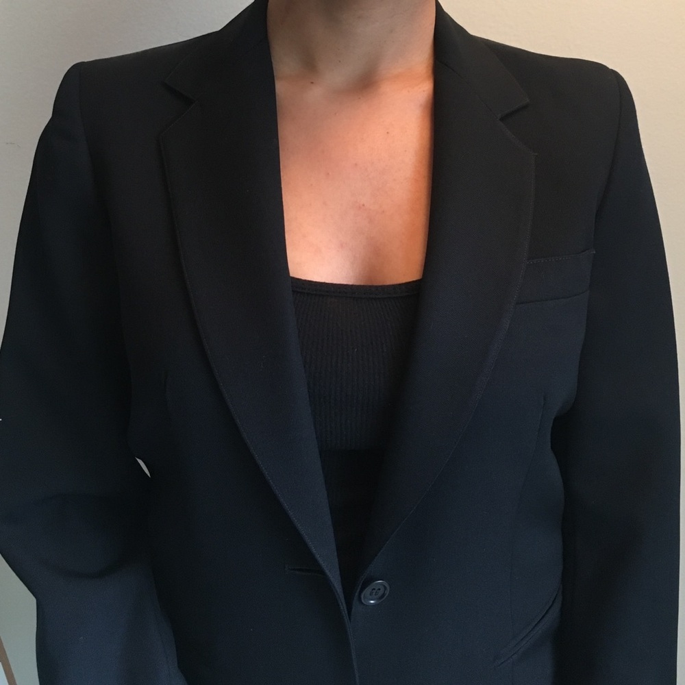 Harvé Bernard black blazer size 4