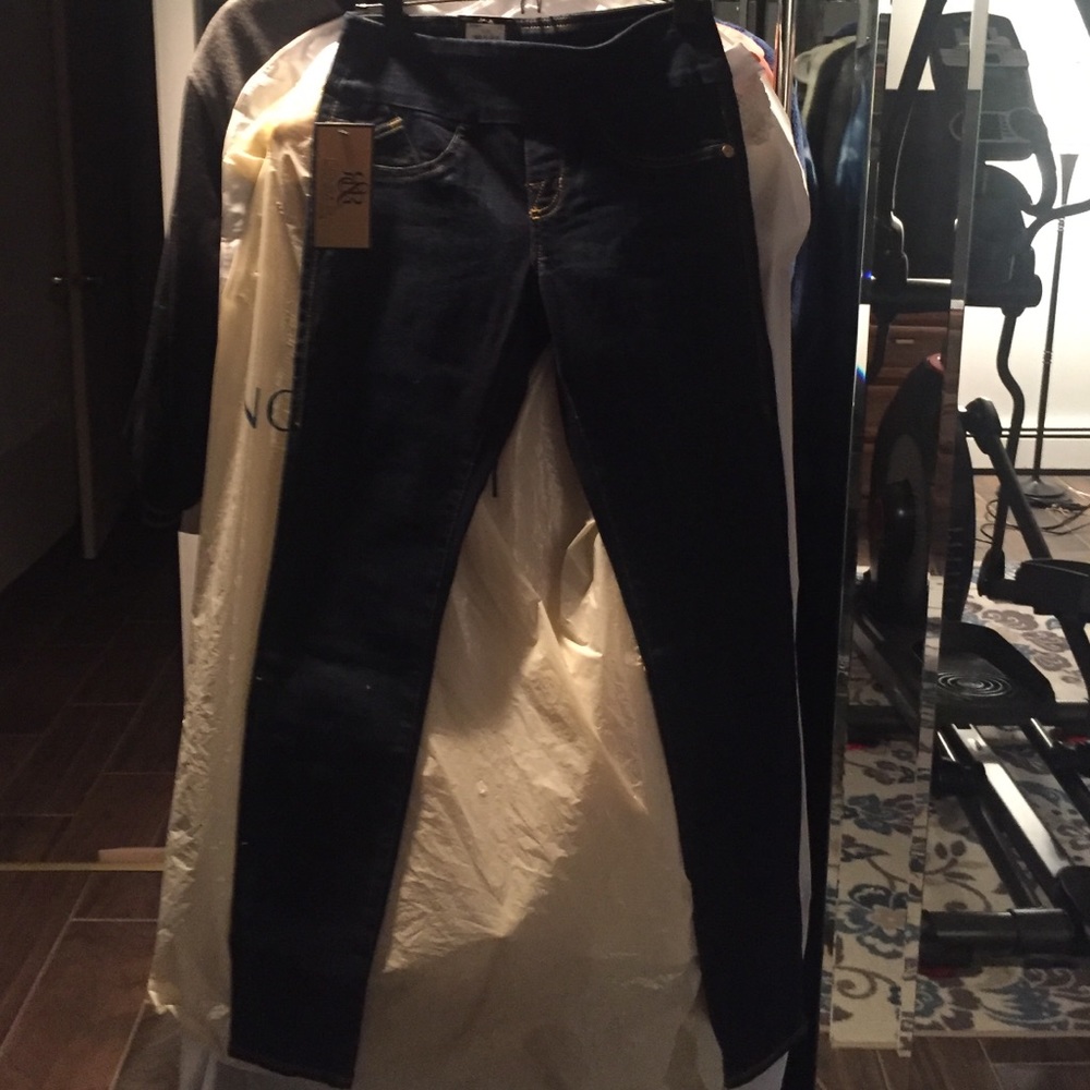 Rock & republic for kohls slimming denim size 6M