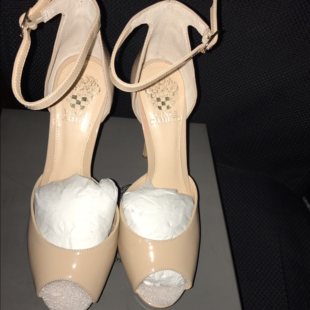 Vince Camuto