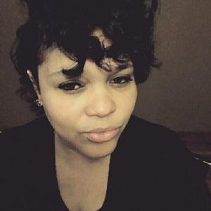 Meet your Posher, Yolanda