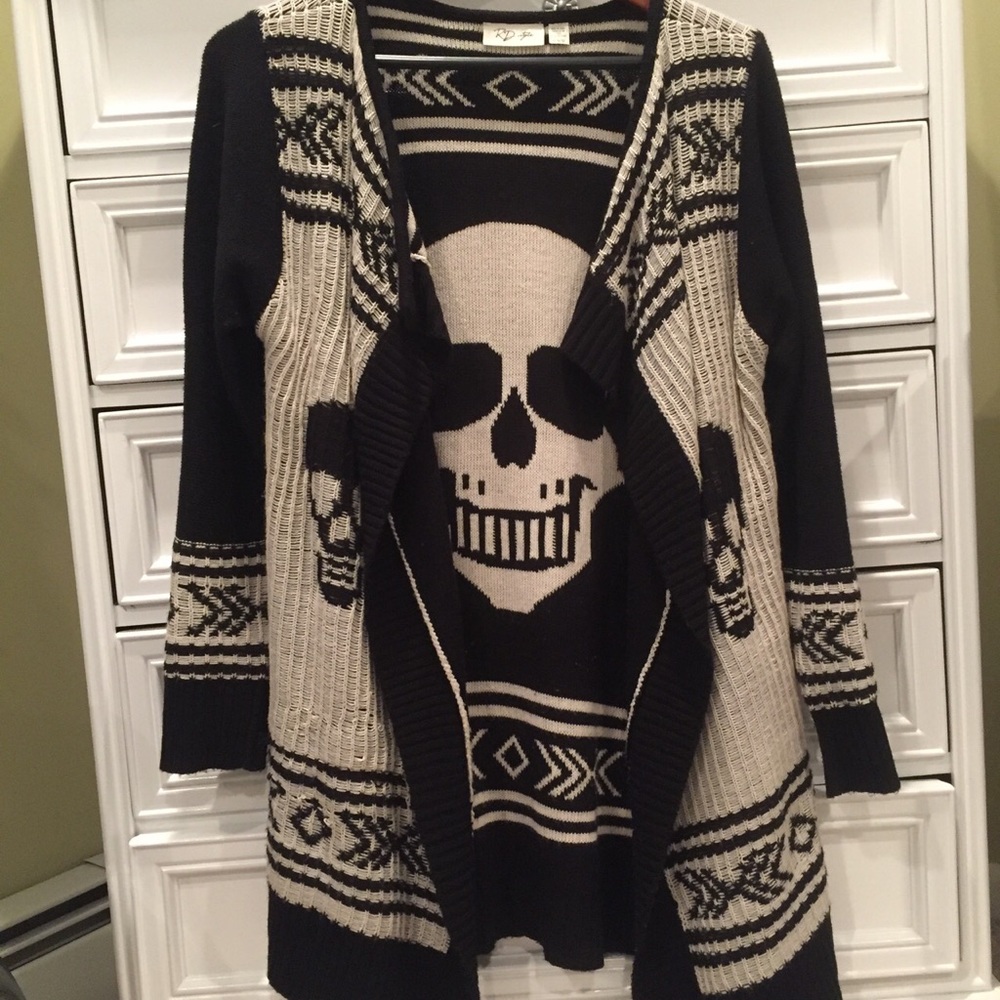 Cardigan - Picture 2 of 2