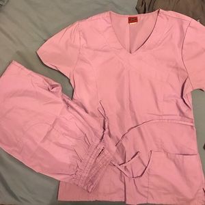 Women's scrubs