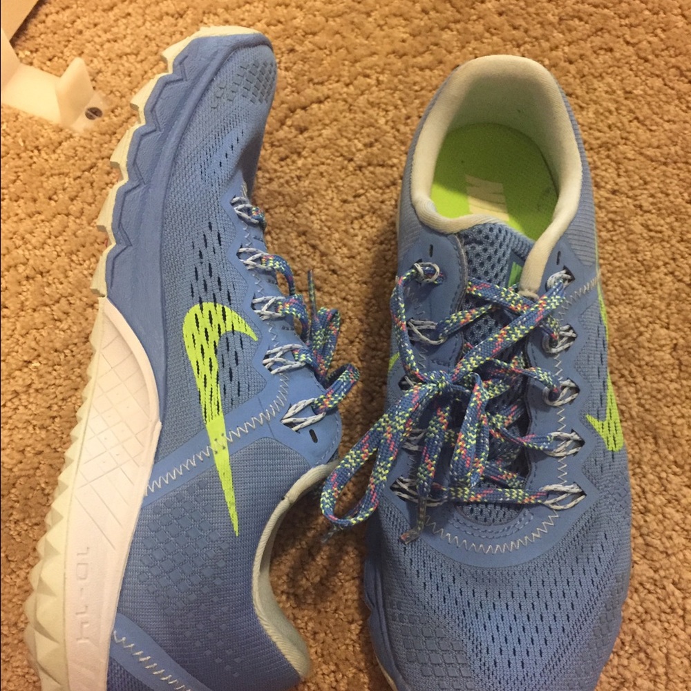 Nike Women's shoe 71/2 size