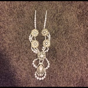 Worn ONE TIME. White Beaded Necklace.