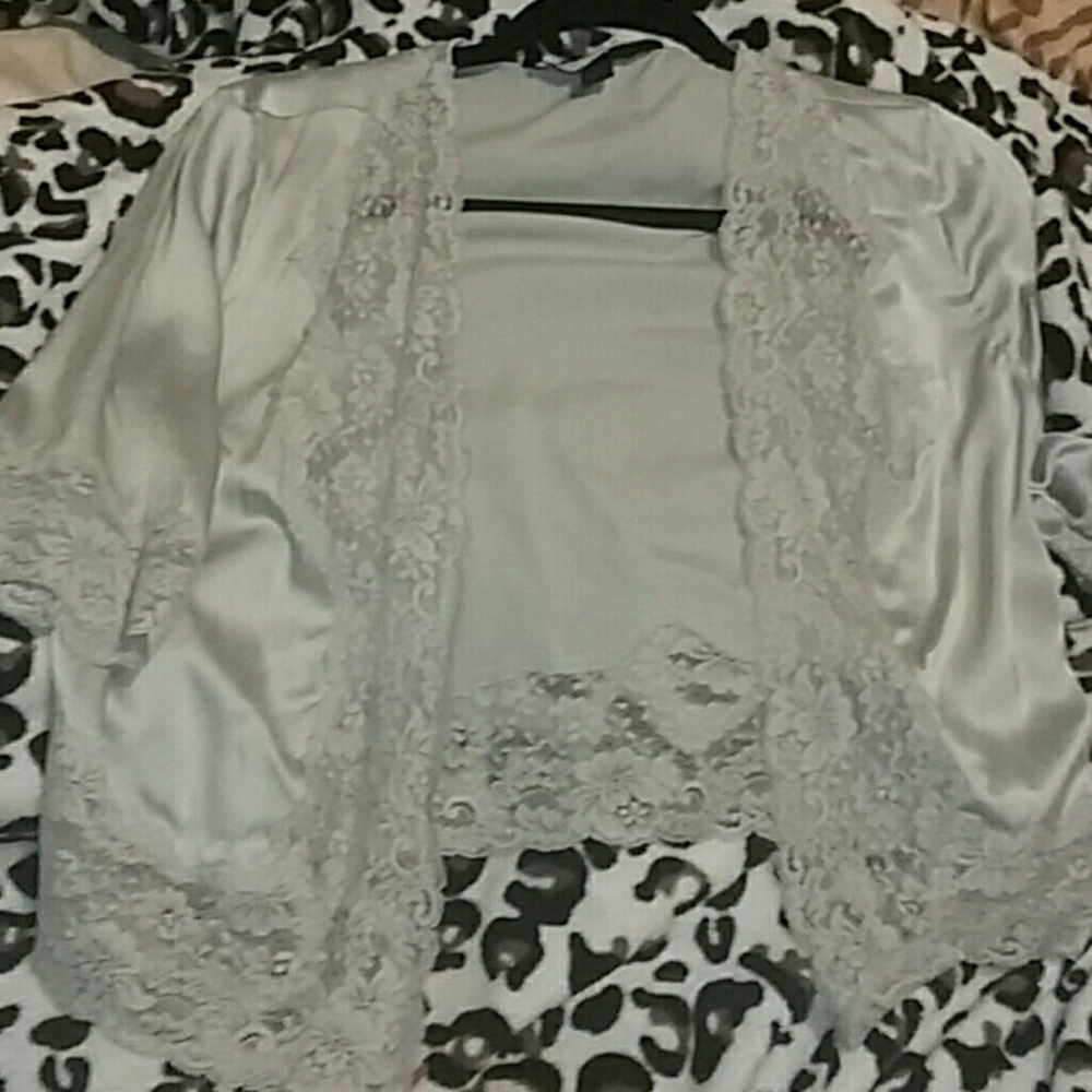 Express silk and lace cover up
