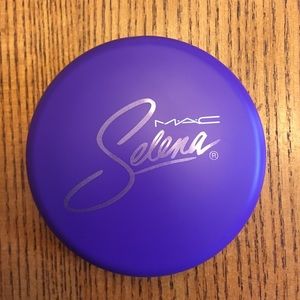 New Selena "Techno Cumbia" Compact