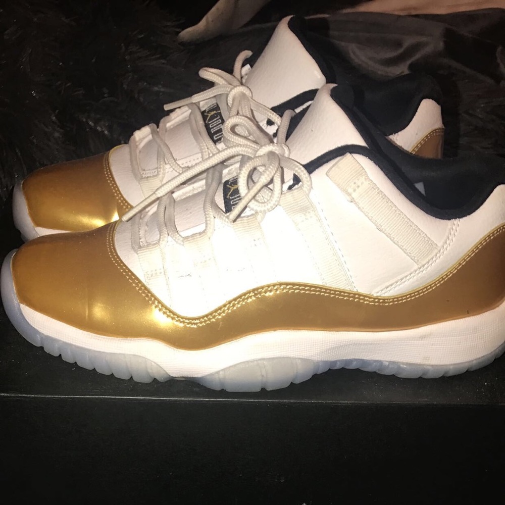 Gold retro Jordans size 5.5