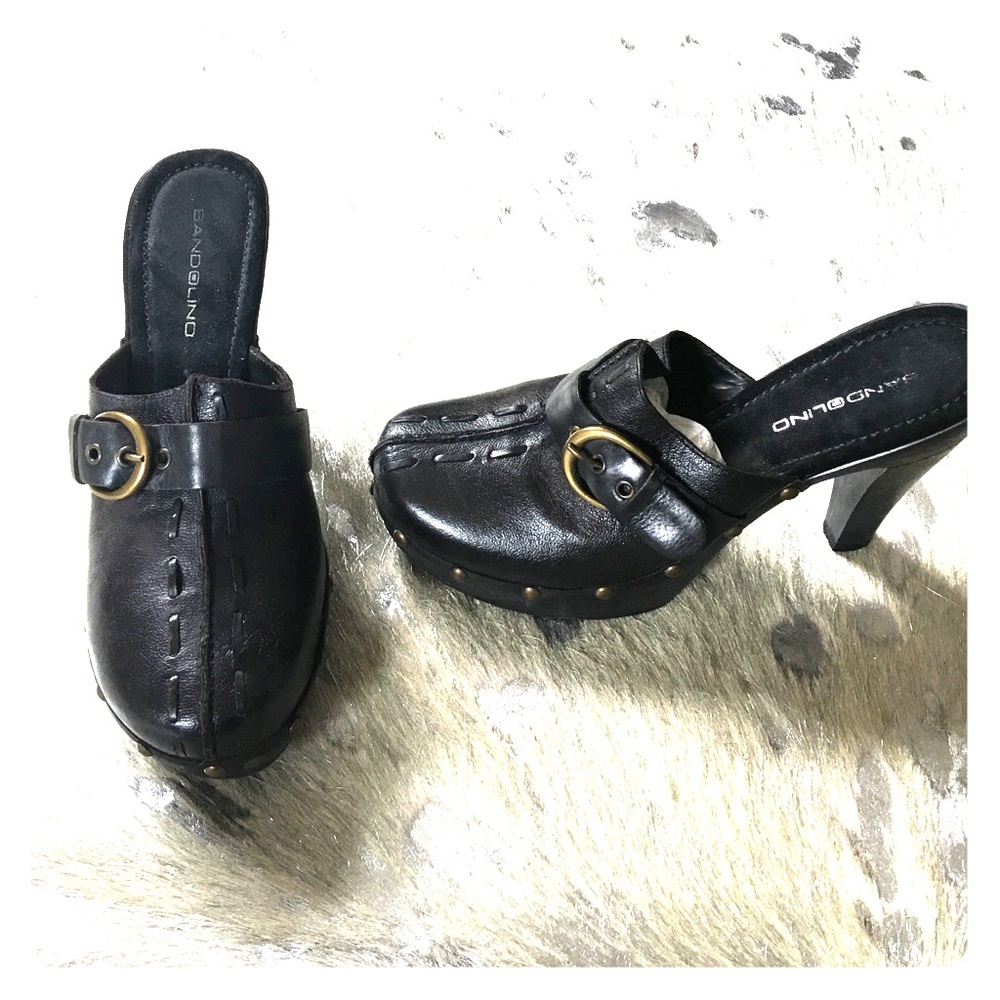 Stylish Black High Heeled Clogs