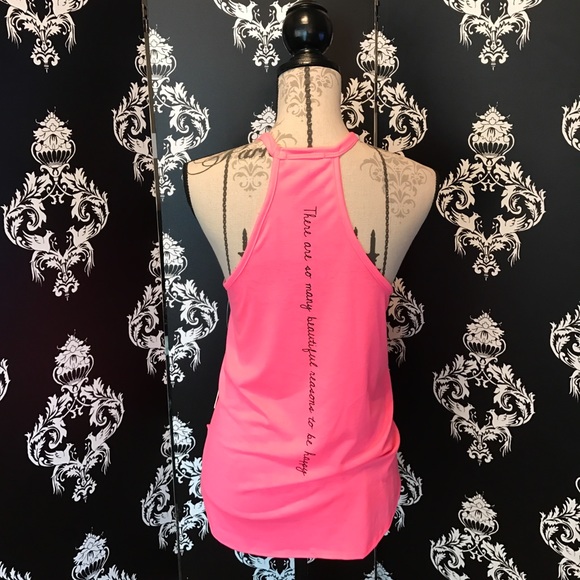 🍀 NWT! Beautiful Happy Tank with cute back! - Picture 4 of 4