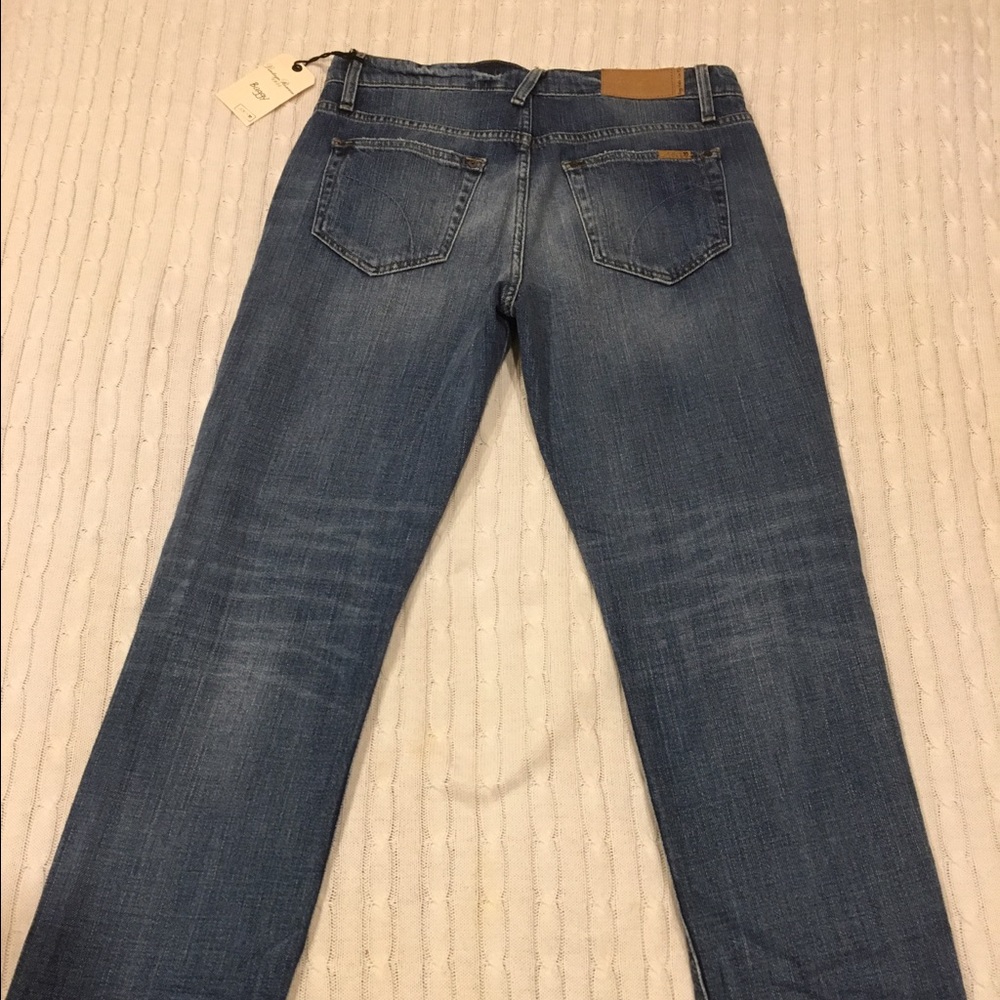 NWT Joe's Jeans relaxed straight leg jeans size 28