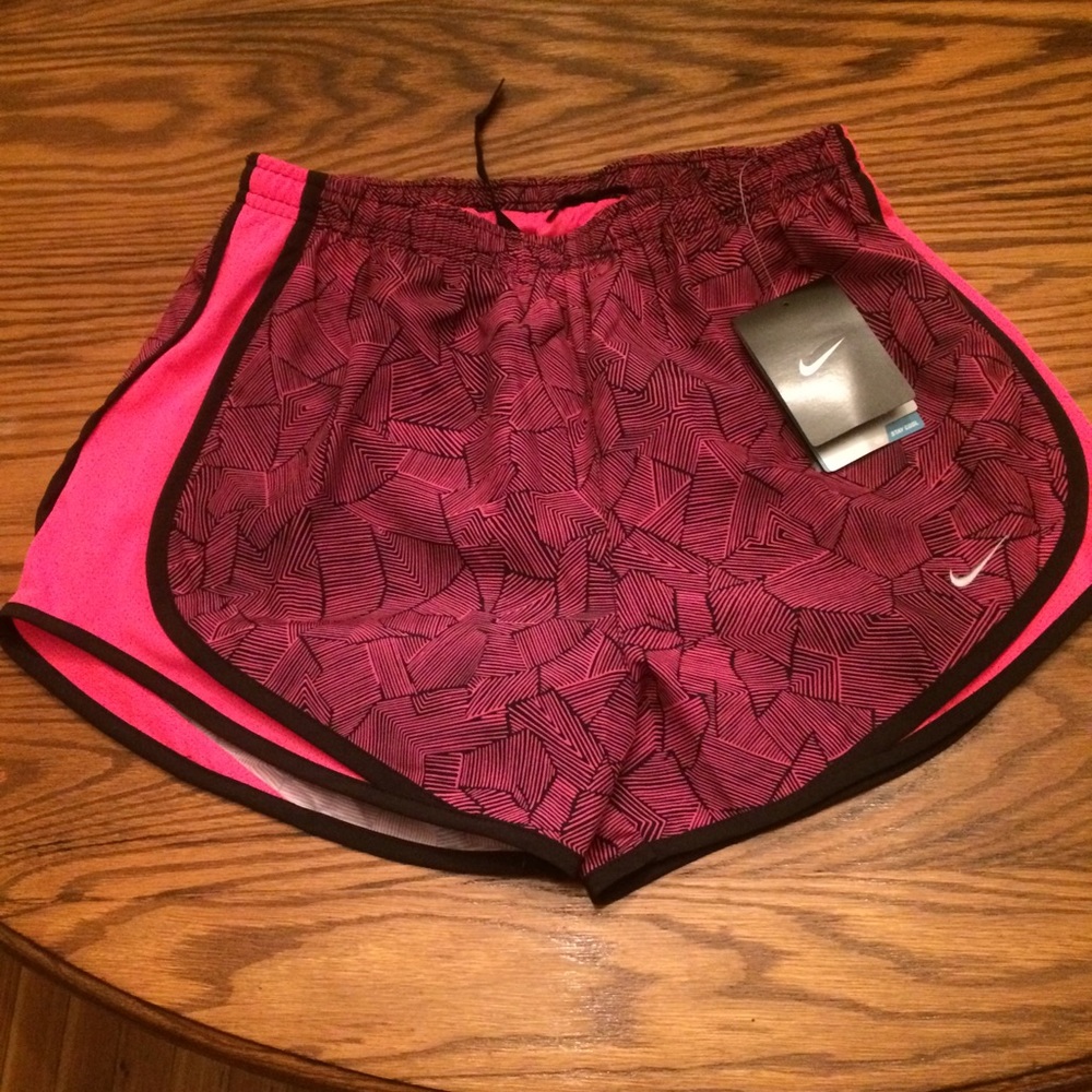 ❌SOLD ❌NWT Nike Dri-Fit Tempo Shorts - Picture 1 of 6