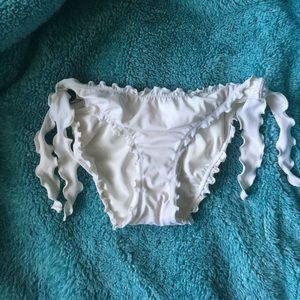 Victoria's Secret white bikini bottoms! NWOT.