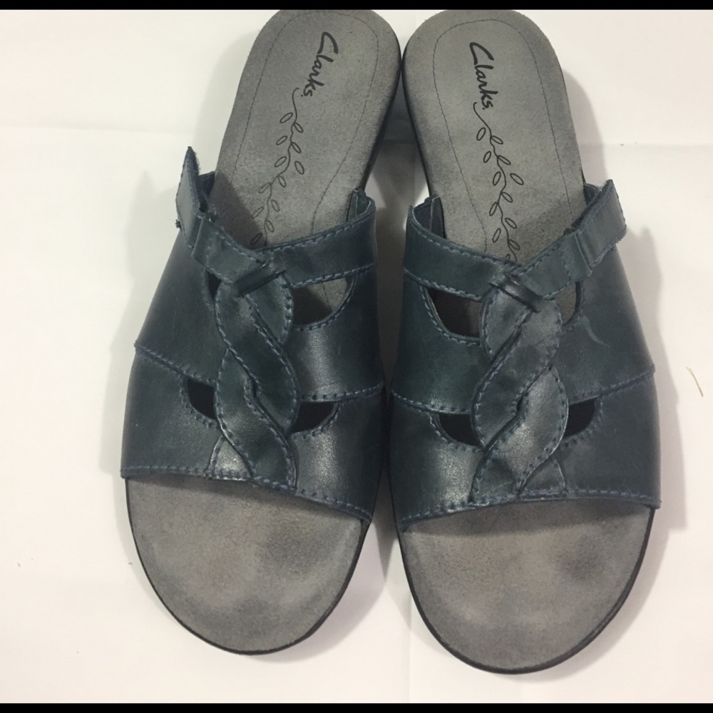 Clarks Navy Blue sandals size 8M