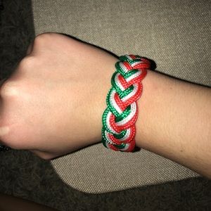 Bracelet
