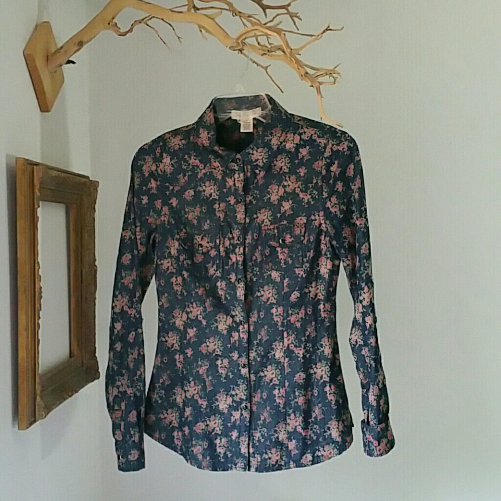 Light Jean-Denim Floral Top