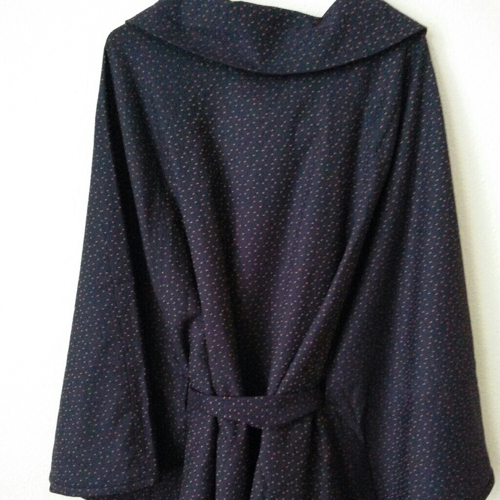 Sold Melissa McCarthy Reversible cape - Picture 4 of 5