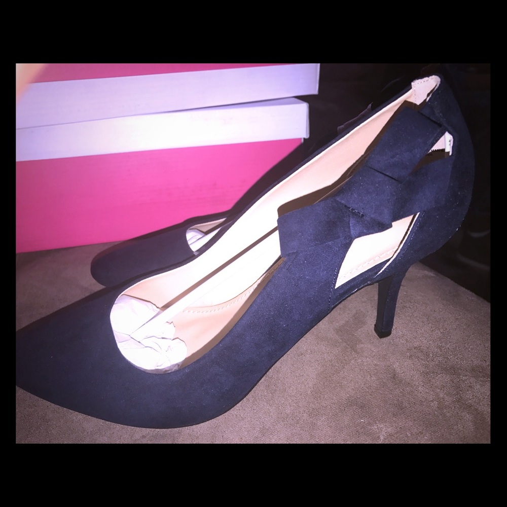 Navy Blue Pump
