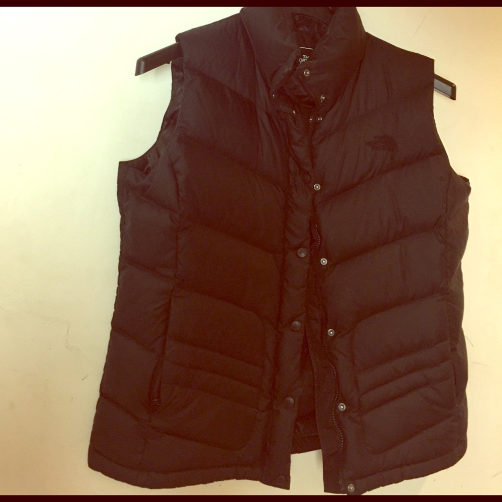 The NorthFace 700 puffer vest