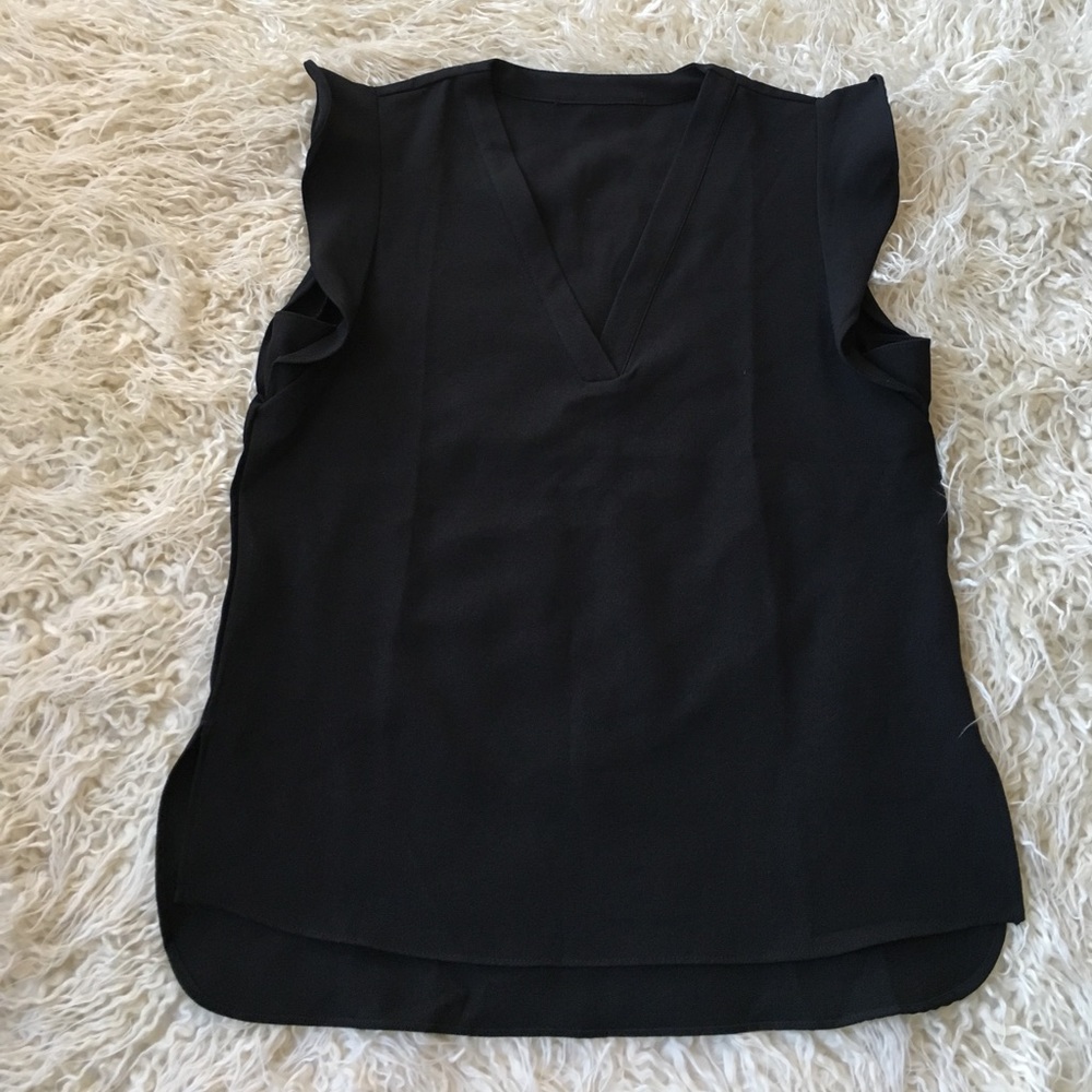 NWOT V-Neck Blouse Medium