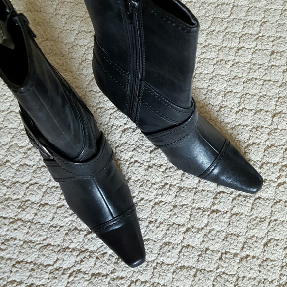 Sold - Picture 2 of 3