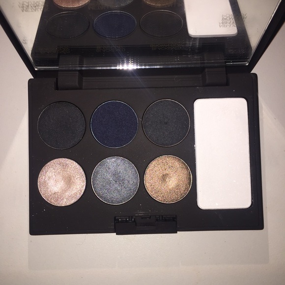 Laura Mercier clay eyeshadow palette - Picture 3 of 4