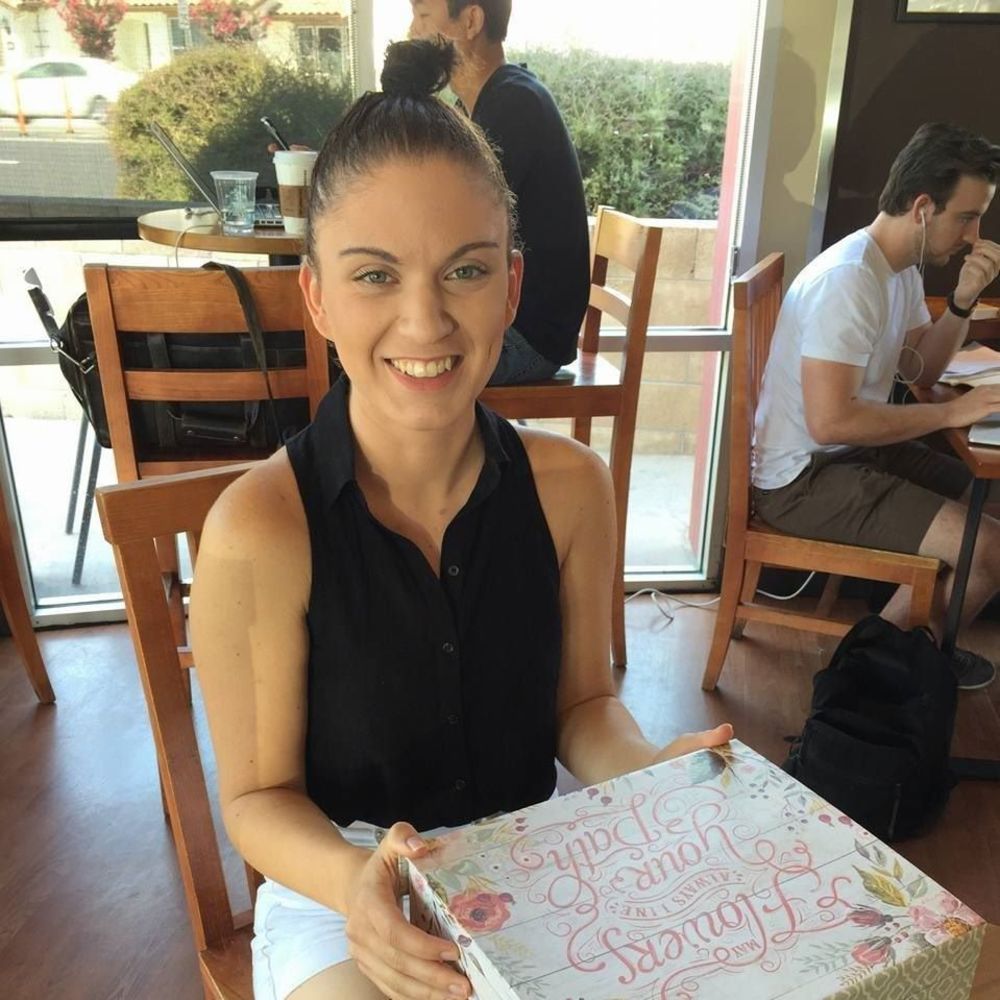 Meet your Posher, Lyda