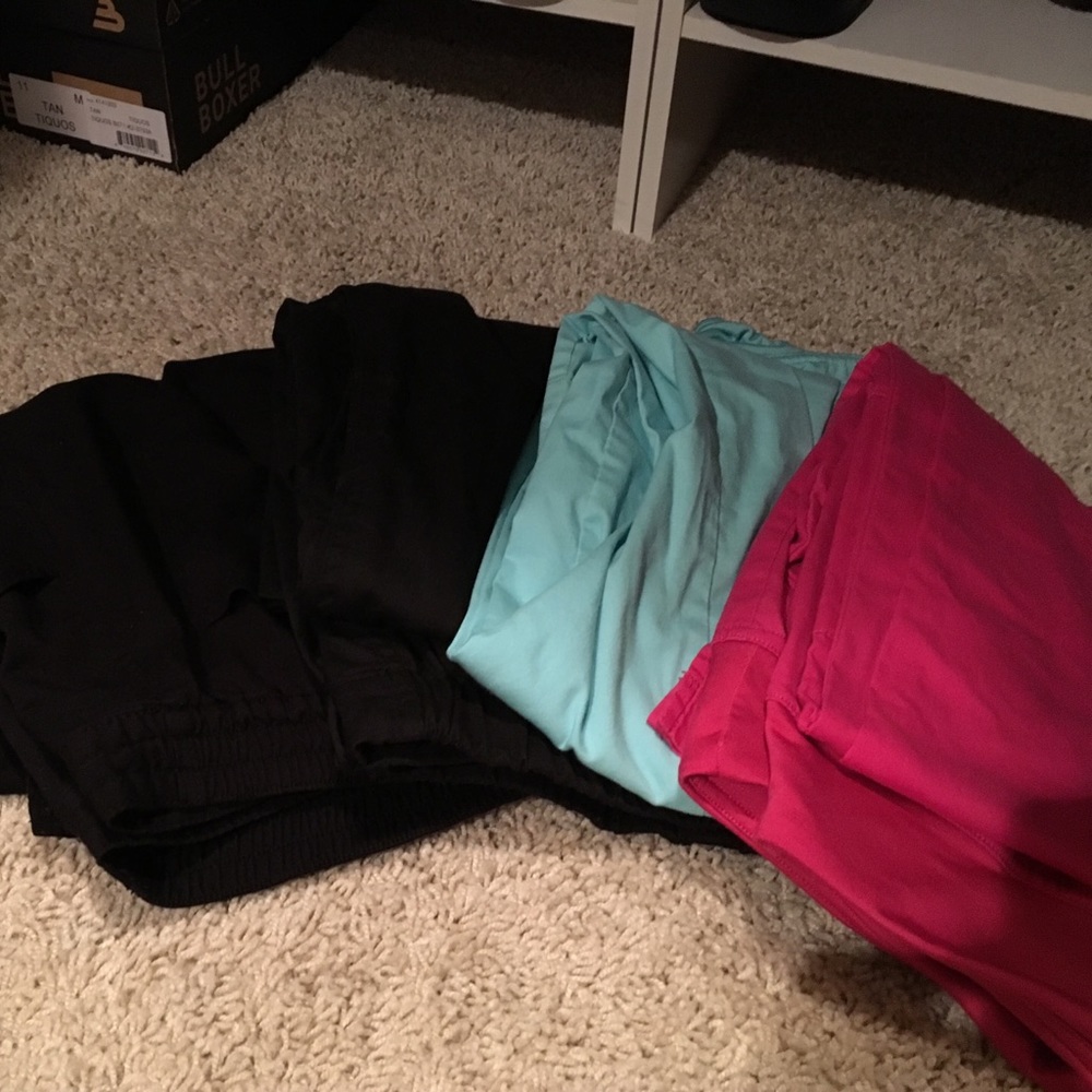 4 pair of scrubs pants