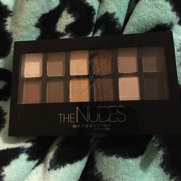 Maybelline The Nudes Eyeshadow Palette - Picture 1 of 2