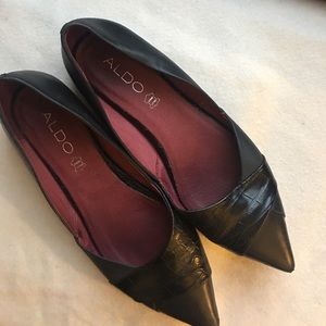 Black Aldo pointed flats