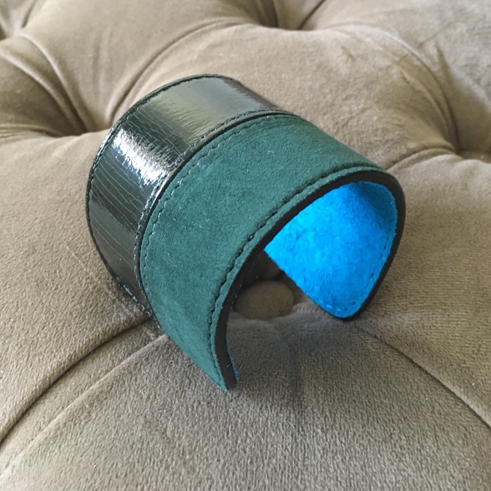 Leather cuff - teal