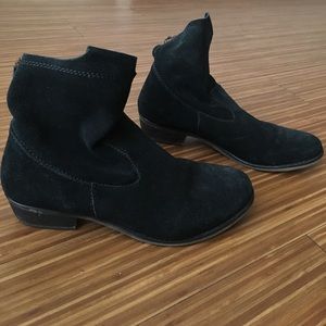 Ankle boots
