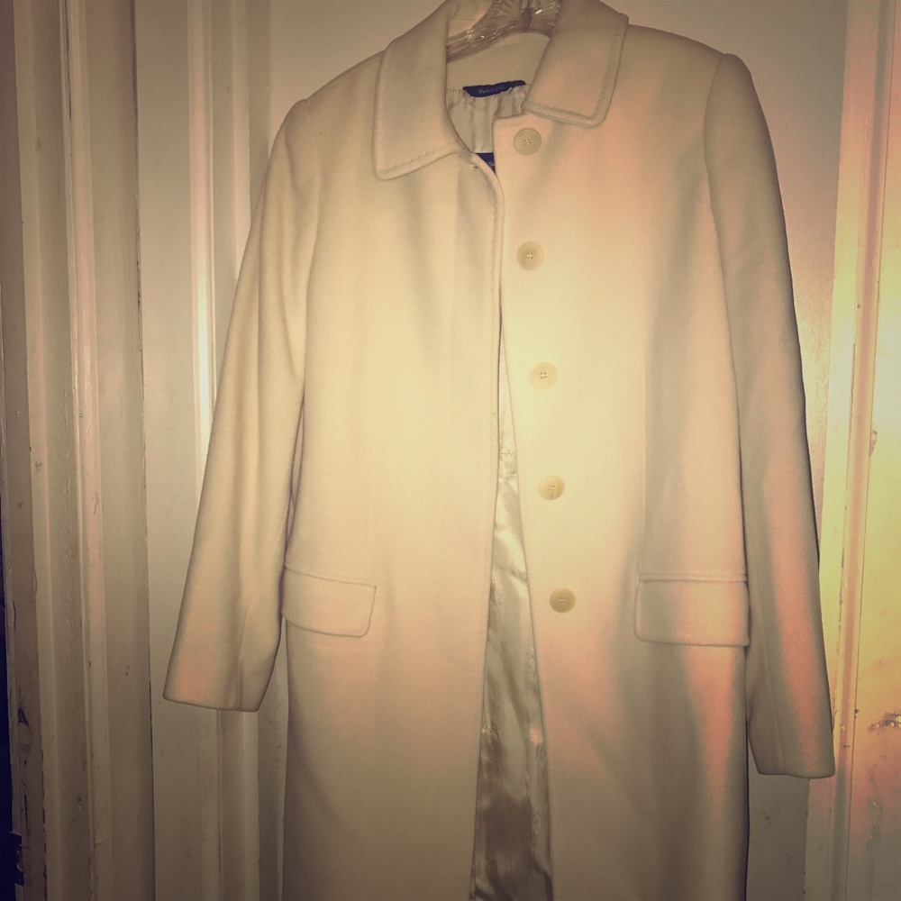 Large wool Burberry coat ,made in Italy