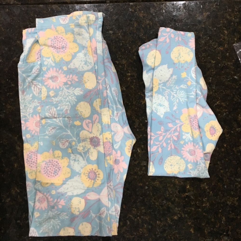 Lularoe mommy and me leggings set