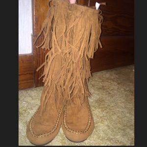 Fringe boots size 7 1/2