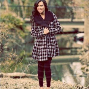 Houndstooth Peacoat
