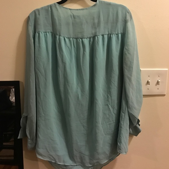 Beautiful mesh blouse - Picture 2 of 2