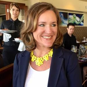 Meet your Posher, Stefana