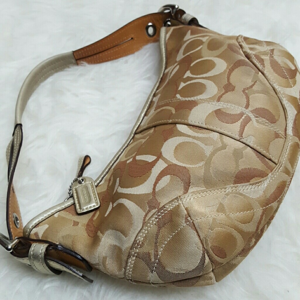 Coach Canvas Leather Purse - Picture 4 of 10