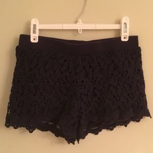 Lilly Pulitzer lace knit shorts
