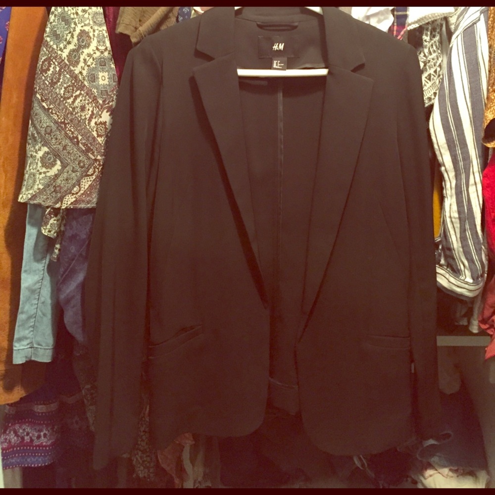 Black slim blazer