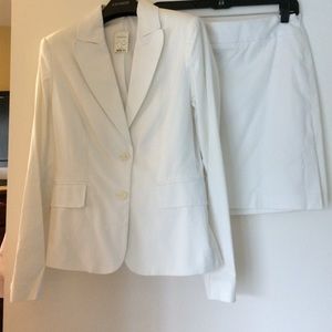 NWT Express women's white suit with skirt