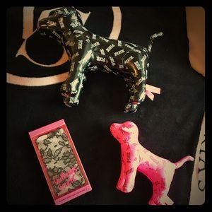 VS iPhone 6 phone case + PINK dogs 🐶💕