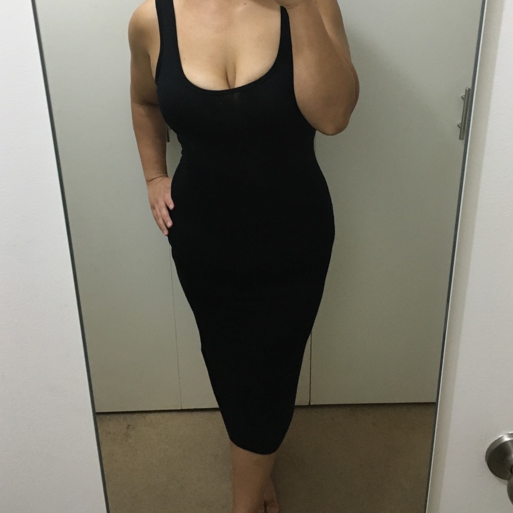 NWT Black body con midi tank dress